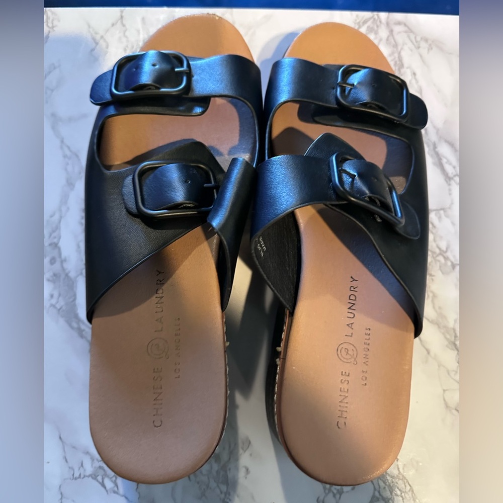 Chinese Laundry Black Sandal 9.5